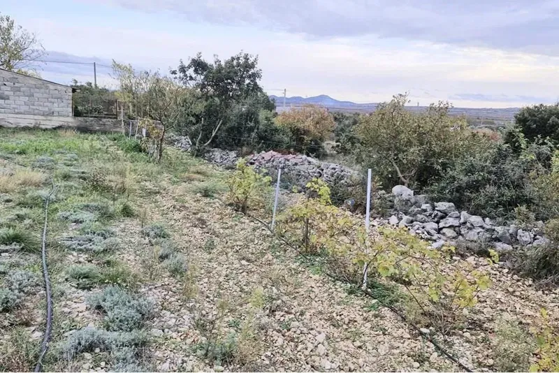 Nadin, Benkovac - Građevinsko zemljište, projekt i dozvola za gradnju - NOVO