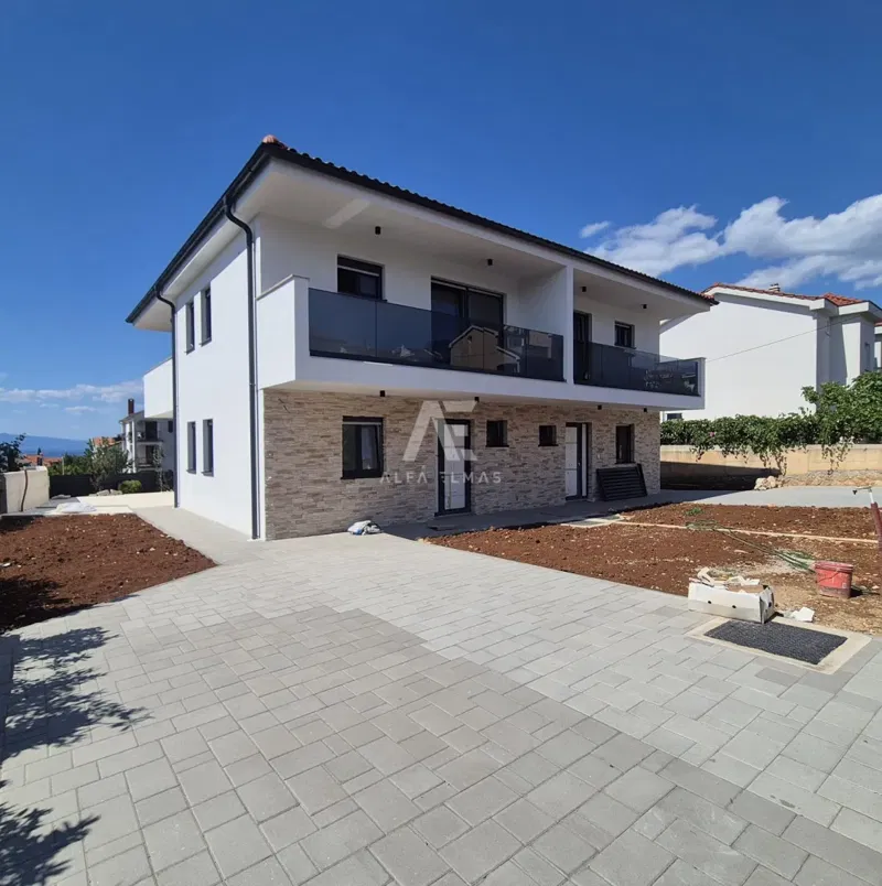 Malinska, semi-detached house with sea view! ID 613 – 2