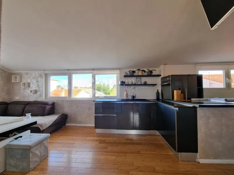 100 m from the sea 2 apartments or 1 duplex with a view! Investment opportunity – 3