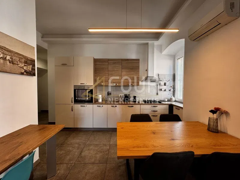Flat Centar, Rijeka, 166,49m2 – 3