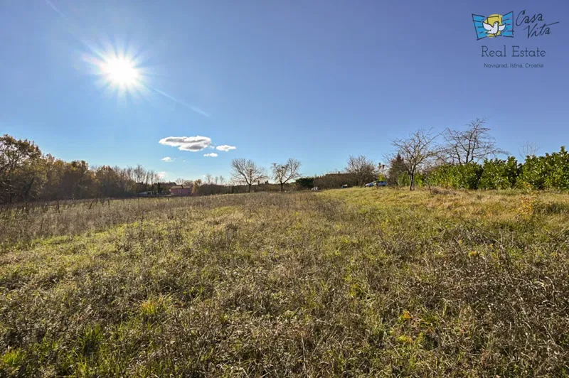 Land for building a family house near Višnjan – 2