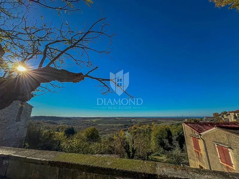 Istria, Buie, ufficio con vista mare nel centro città! – 2