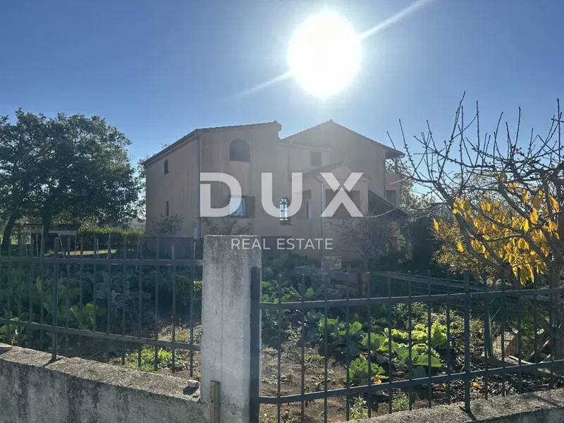 ZADAR, MURVICA - Casa con 2 appartamenti e ampio giardino – 3