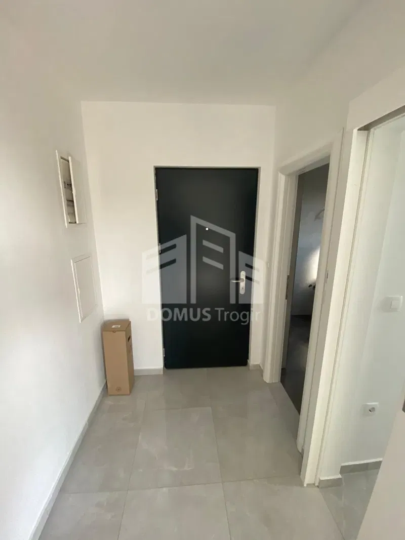 SEVID*** One bedroom apartment on the second floor with a roof terrace, 48m2 + 52m2 – 3