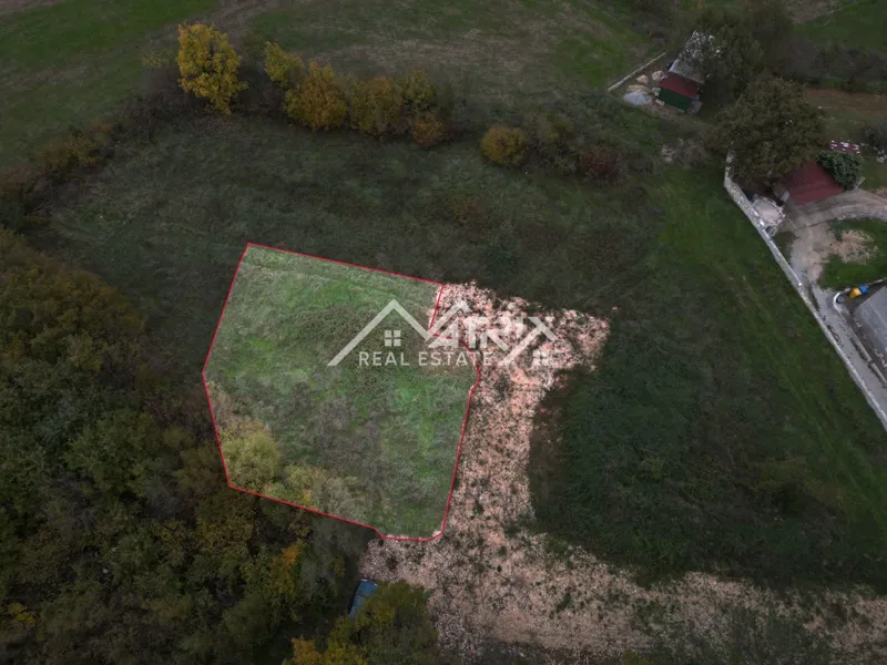 Poreč okolica, zemljišče s projektom – 3
