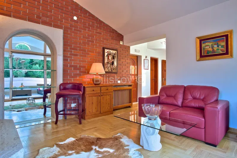 For Sale,Istria,Pula,Impressive LuxuryBoutique Hotel with 6 Apartments – 2