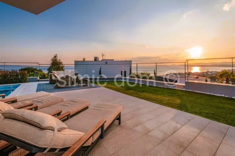Luxury villa near the sea, Split area – 3