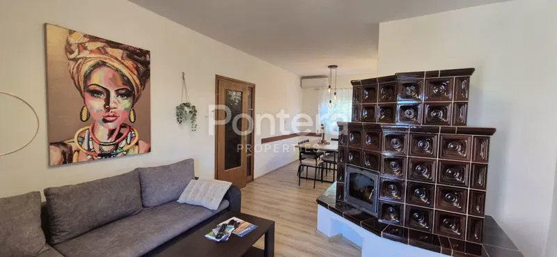 CRIKVENICA, we are selling two houses in a good location in a dead-end street. The first, larger house is used as an apartment for rent, it has its own yard with a barbecue. The apartment consists of a kitchen, dining room, living room with access to – 3