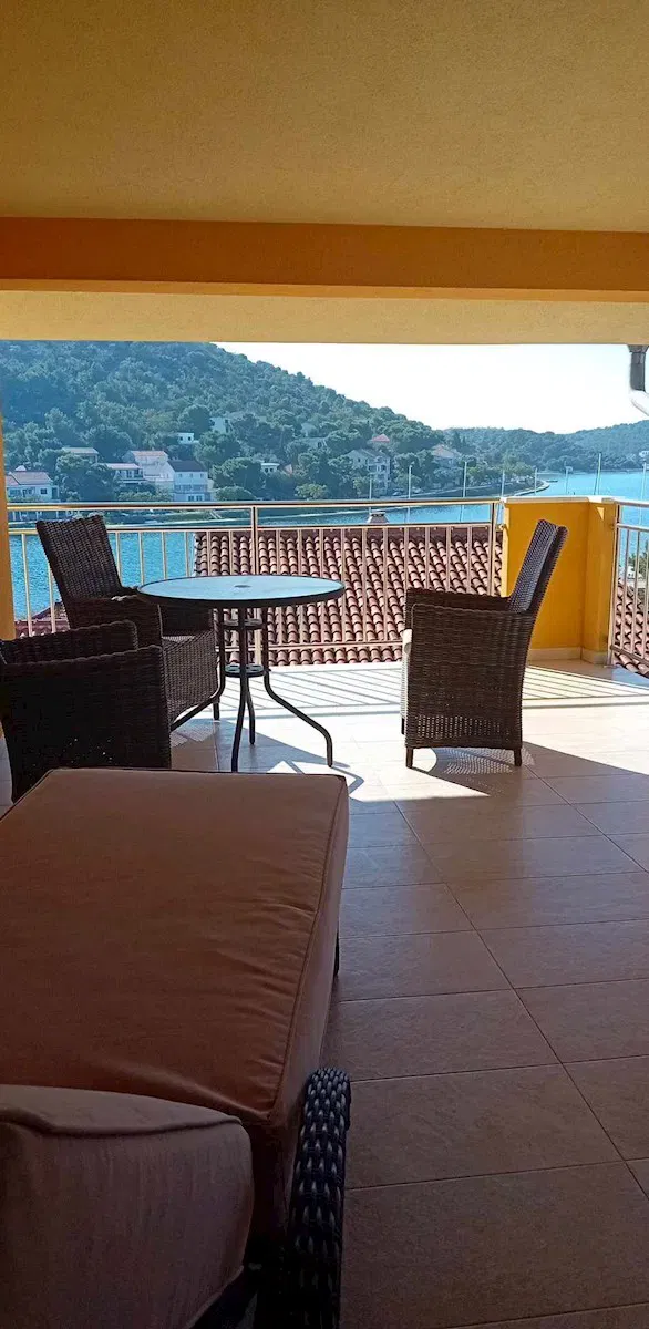 Casa Tisno – 2