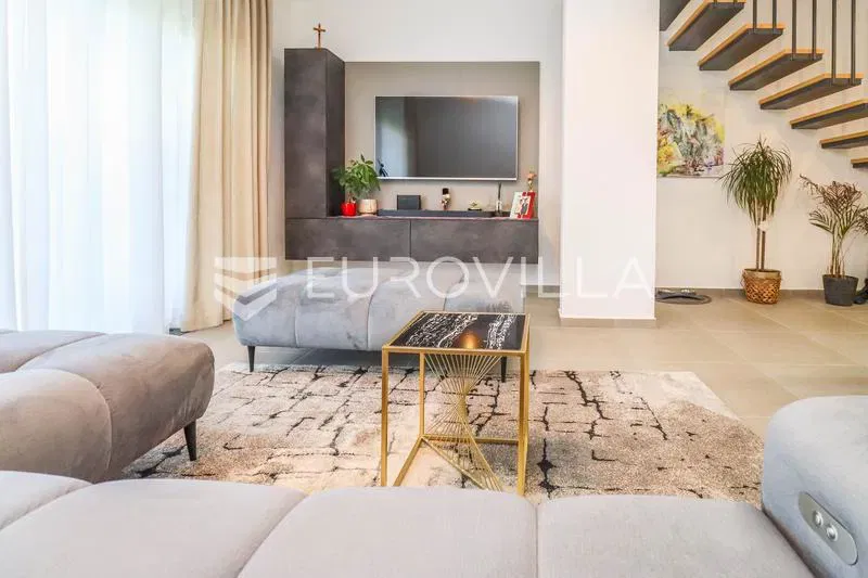 Casa Novigrad – 2