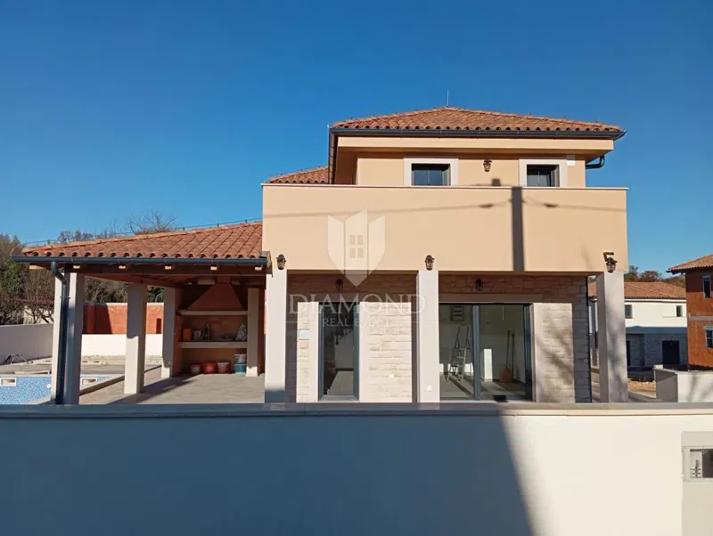 Svetvinčenat, casa fantastica in una posizione privilegiata – 2