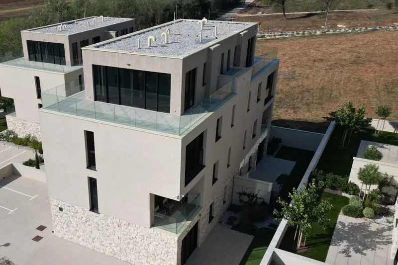 Grazioso appartamento con due camere da letto in un nuovo edificio all'interno del resort – 3