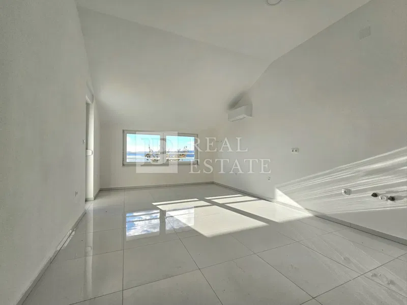 CRIKVENICA - dva apartmaja v novogradnji – 2