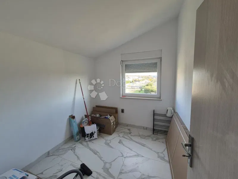 A beautiful sunny apartment with a view of the Brijuni National Park – 3