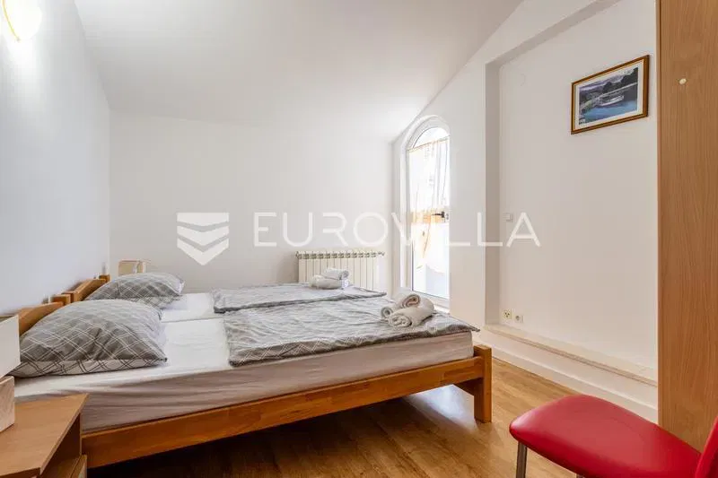 Primošten, Beautiful villa with a large swimming pool – 3
