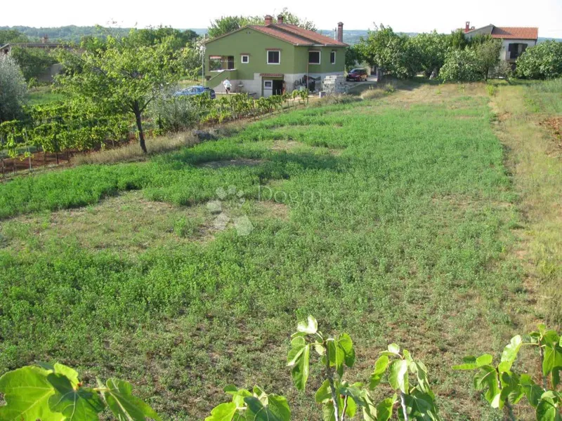 Terreno Barban, 1.329m2 – 3
