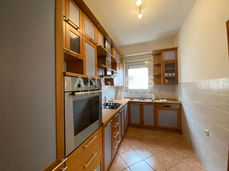 Zagreb, Šestine - 3-bedroom apartment with terrace, garden and garage – 3