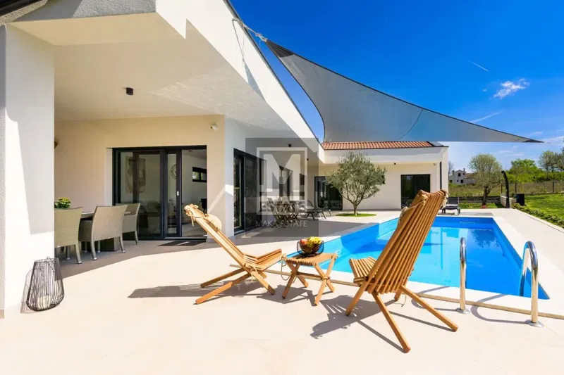 Rovinj, surroundings, Beautiful single-storey house with swimming pool! – 2