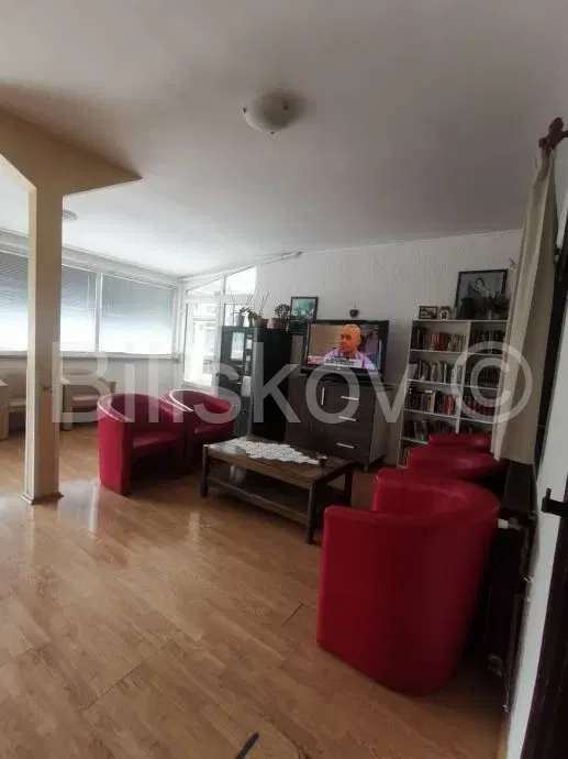For Sale,Dugo Selo,3-Story Commercial Building,Large Parking, Elevator – 2
