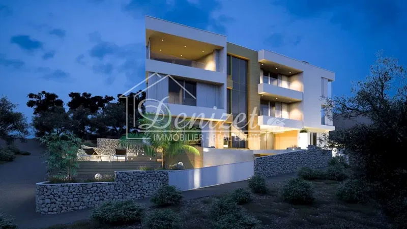 Ciovo/Slatine: Exceptional villa with three residential units – 3