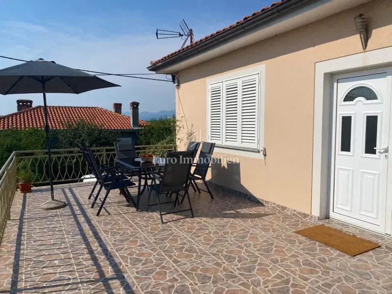 Casa indipendente con due appartamenti vicino al mare – 3