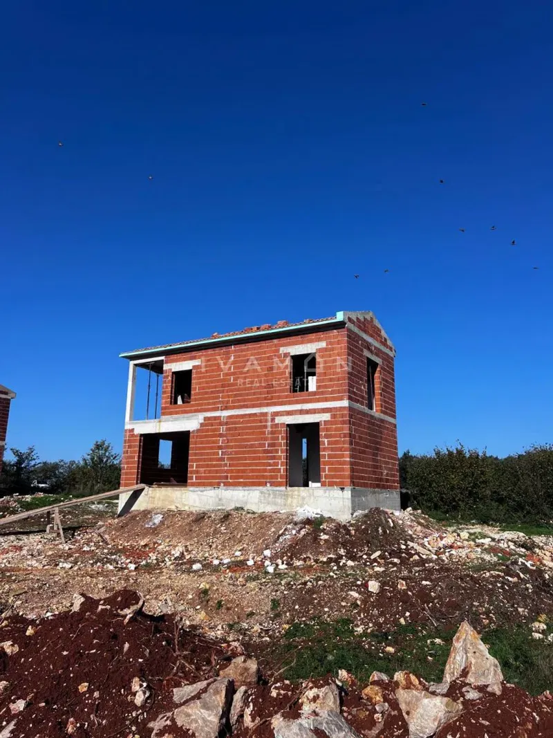 ROH BAU: Detached house with a pool – 3