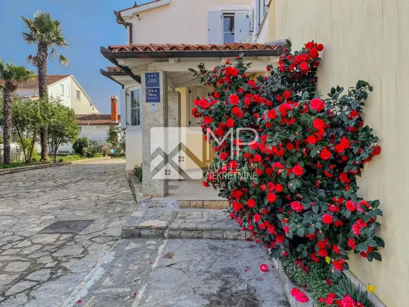 Medulin, detached house with 10 apartments, 600 m from the beach – 3