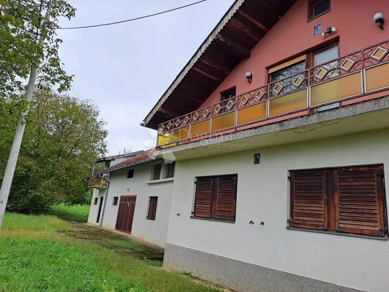 House, garage, summer kitchen, well – 3
