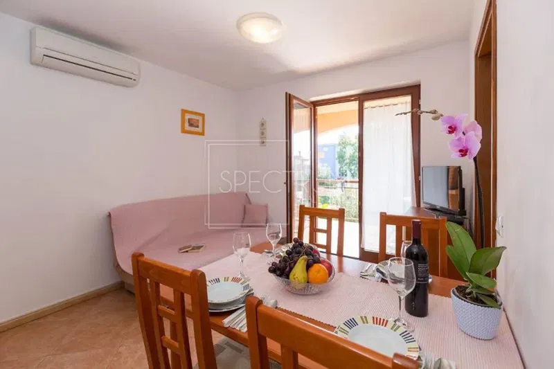 Novigrad, apartment with a pool in a sought-after location – 3