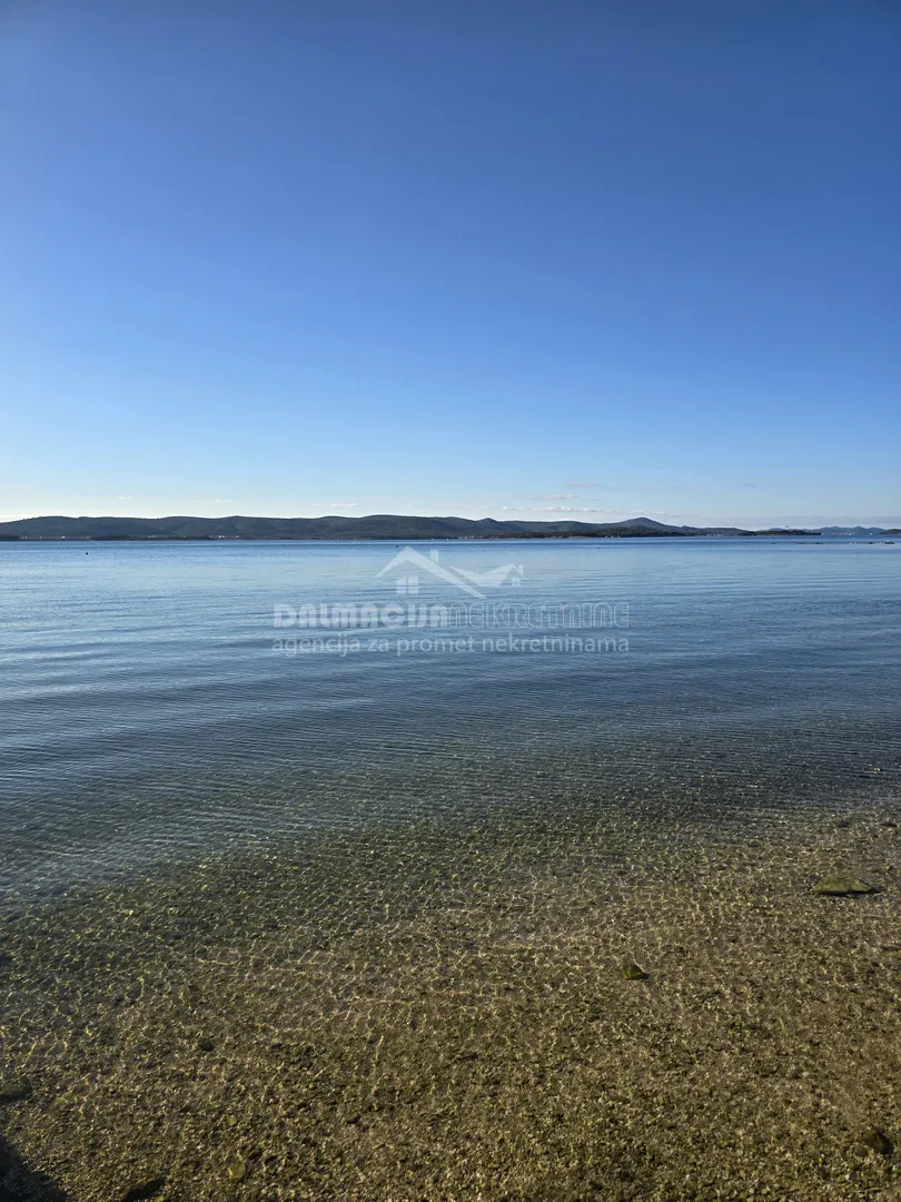 Biograd, građevinsko zemljište u neposrednoj blizini mora