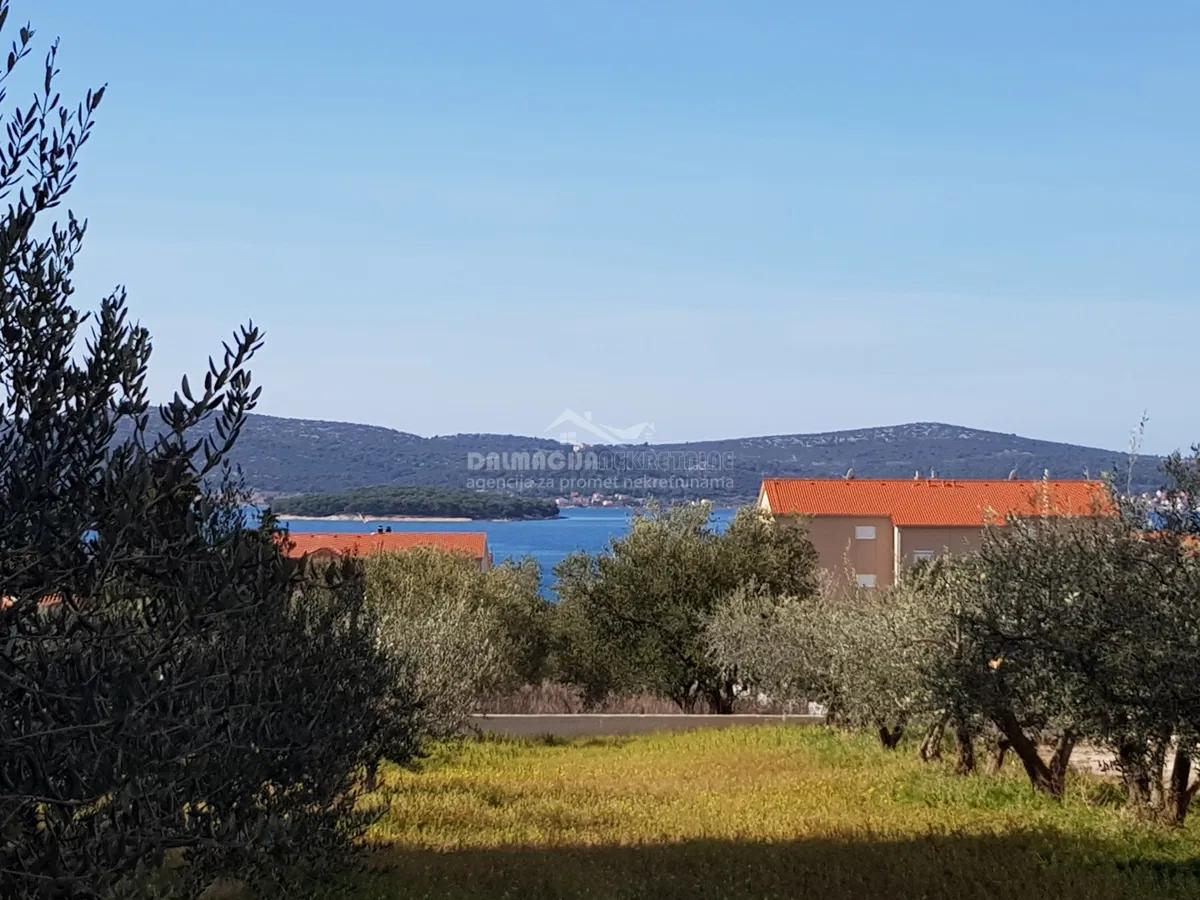 Biograd, građevinsko zemljište blizu mora