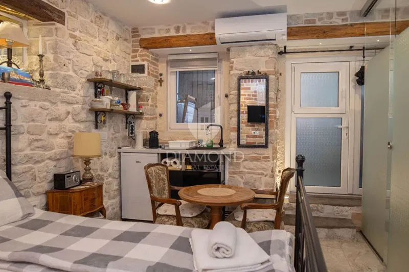 Monolocale nel cuore del centro storico di Rovigno con riscaldamento a pavimento! – 3