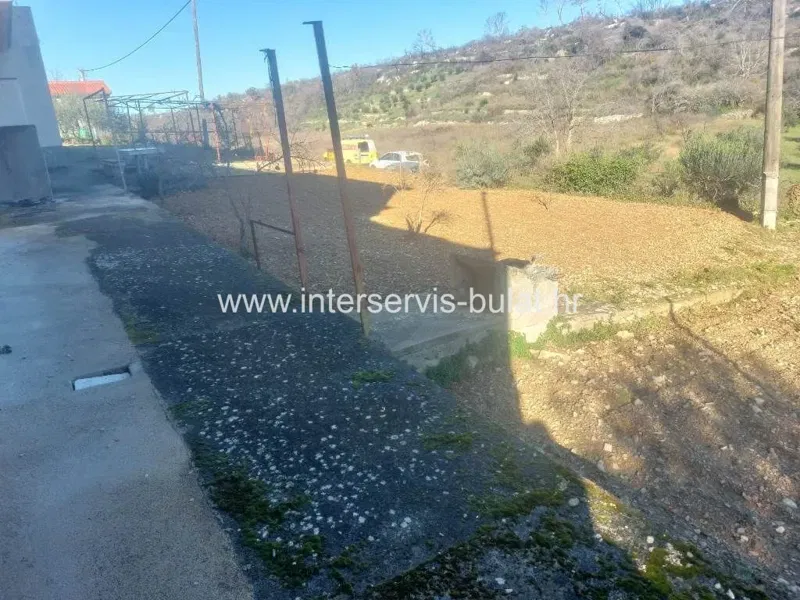 .::: Uncompleted house in Zaton :::. – 3