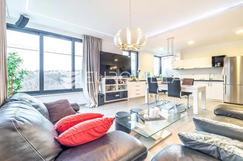 Zagreb, Vrhovec three-bedroom apartment 82.65 + two-bedroom apartment 40m2 + GPM – 2