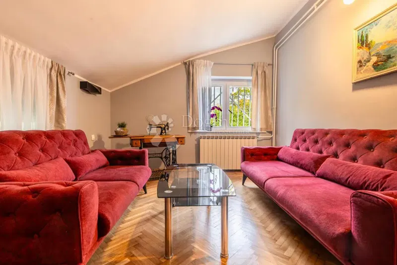 Flat Opatija - Centar, Opatija, 145m2 – 2