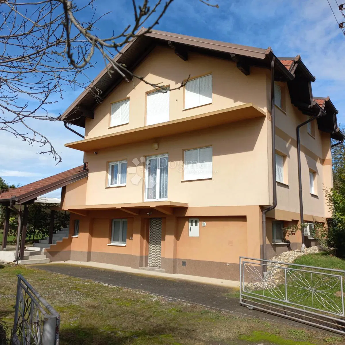 Dom Derežani, Ivanić-Grad - Okolica, 211,50m2