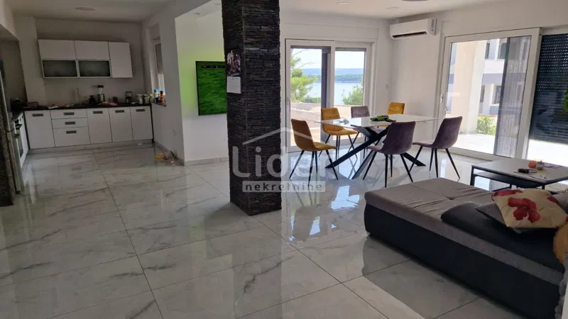 Apartman u Banjolu, novogradnja – 2