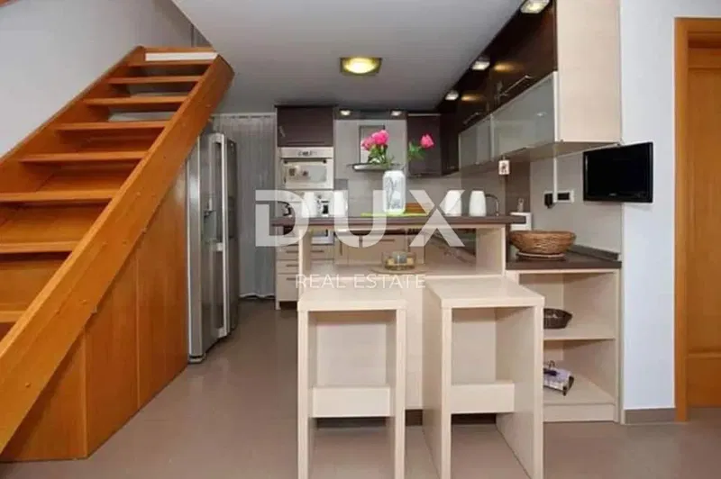 ZADAR, BORIK - Appartamento in una posizione privilegiata! Affitto a lungo termine! 4S+DB -130m² - Animali ammessi!