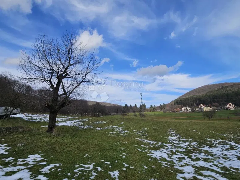 Dom Otočac, 708m2 – 2