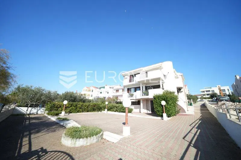 Zadar, Diklo villa first row to the sea divided into three floors 377 m² – 2