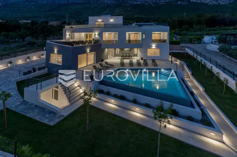 Kastela, exclusive contemporary villa with swimming pool and beautiful sea view – 2