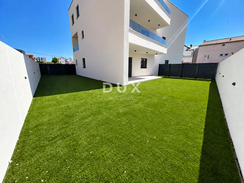 Vodice, 4-bedroom duplex apartment with large garden, 171.38 m² – 2