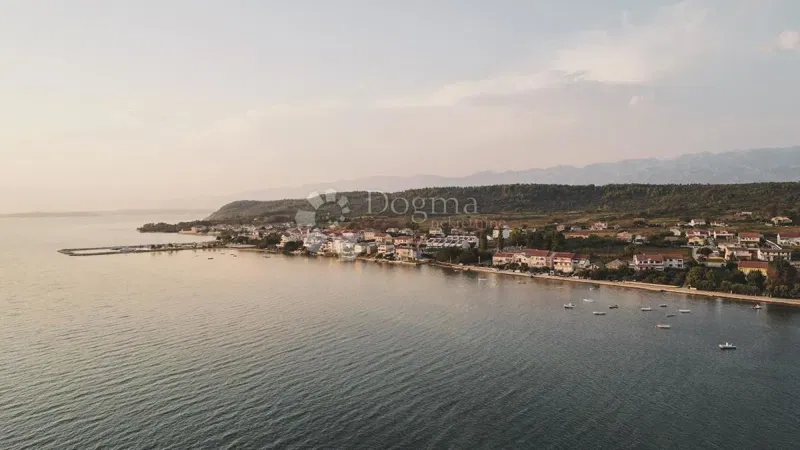 Terreno edificabile Ljubač, Ražanac, 475m2 – 2