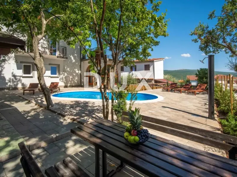 ISOLA DI KRK, KORNIĆ - villa, 250 m2, PISCINA, GIARDINO!!! – 2