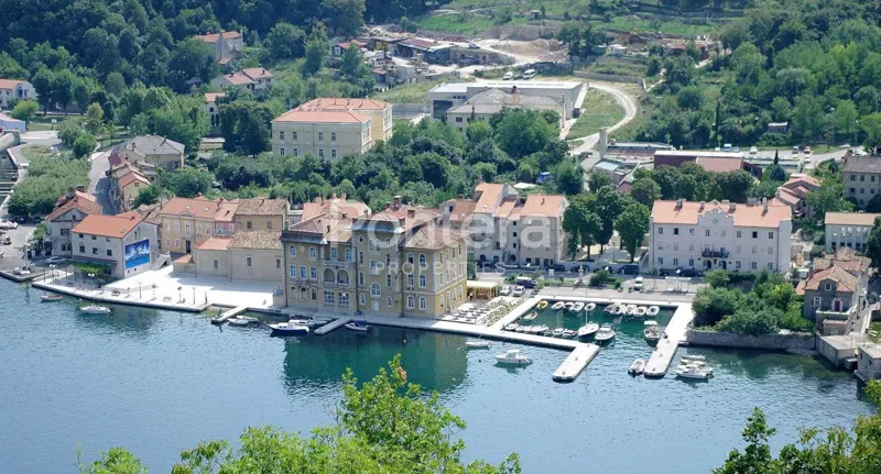 Appartamento/appartamento Bakar-dio, Bakar, 190m2