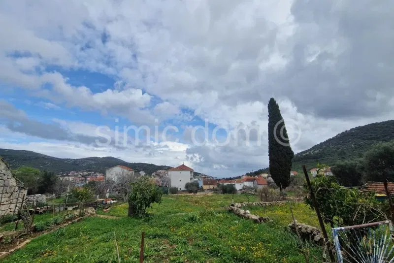 Building land near the sea, Vinisce – 2
