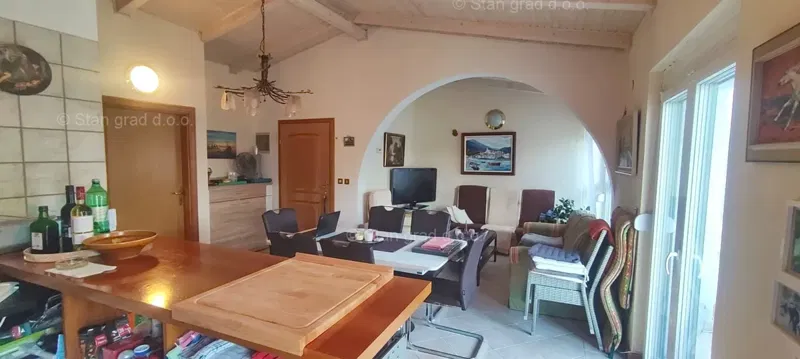 Malinska, appartamento ammobiliato vicino alla spiaggia! – 2