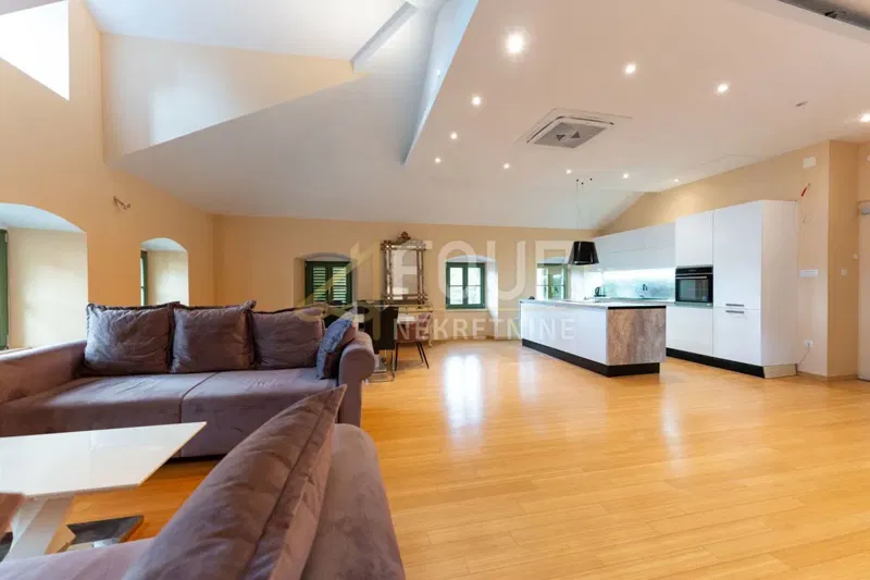 Flat Opatija - Centar, Opatija, 185m2 – 2