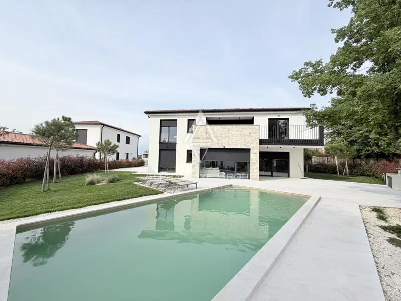 Istria, Sv. Lovreč, Moderna villa di alta qualità con piscina e giardino mediterraneo – 2