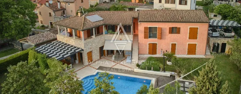 Istria, Rovigno, Villa di lusso con ampio giardino e potenziale edificabile – 2